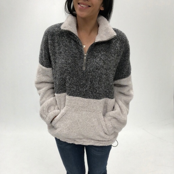 LAST S// ADDISON Fuzzy Sweater - Picture 4 of 8